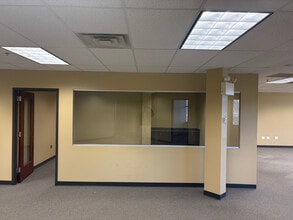 200 Lake Dr E, Cherry Hill, NJ for lease Interior Photo- Image 2 of 10
