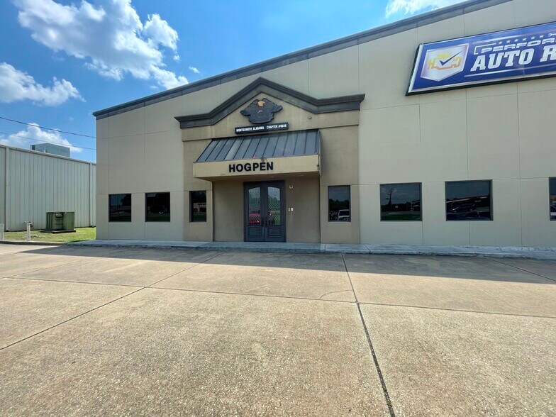 663-665 N Eastern Blvd, Montgomery, AL à louer - Photo du bâtiment - Image 1 de 11