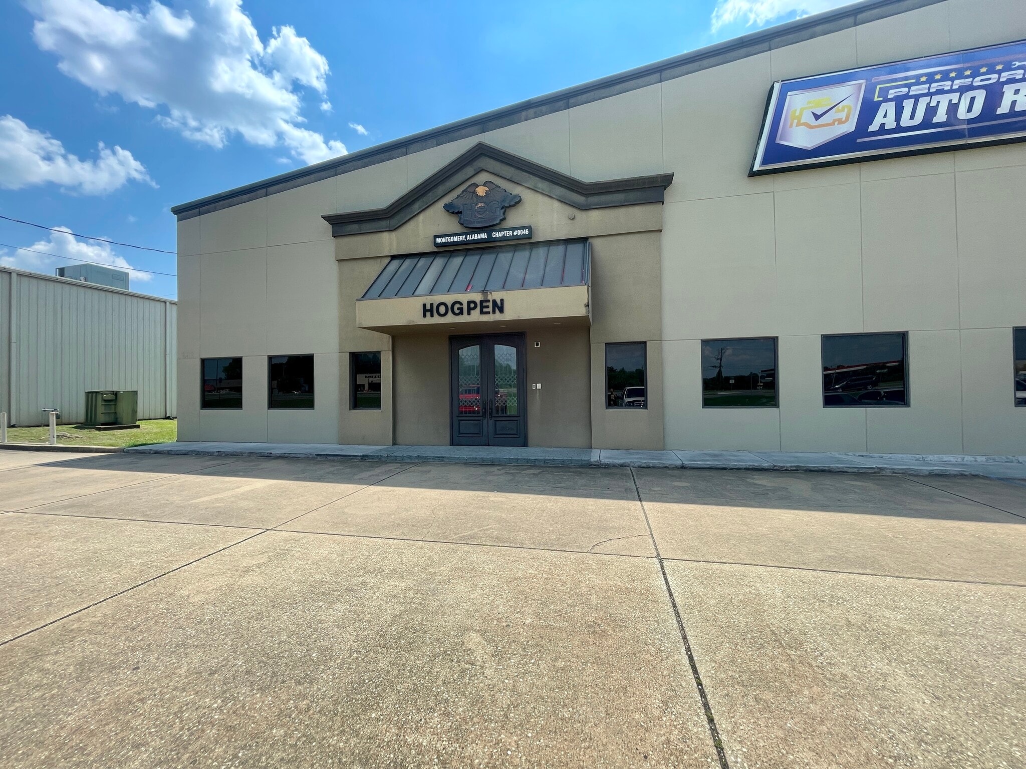 663-665 N Eastern Blvd, Montgomery, AL for lease Building Photo- Image 1 of 12