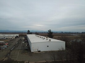 3705-3777 Meadow View Dr, Redding CA - Warehouse