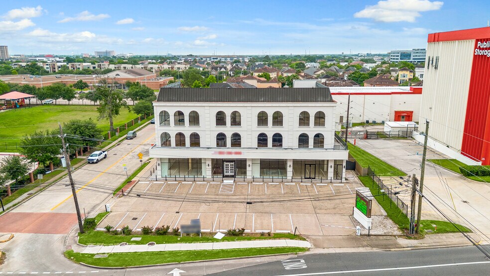 5525 Westheimer Rd, Houston, TX à louer - Photo du bâtiment - Image 3 de 12