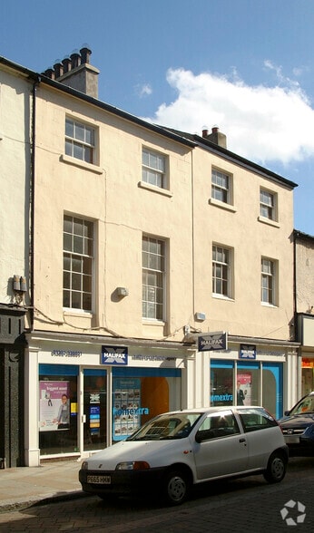 13-13A Priory Pl, Doncaster à louer - Photo principale - Image 1 de 10