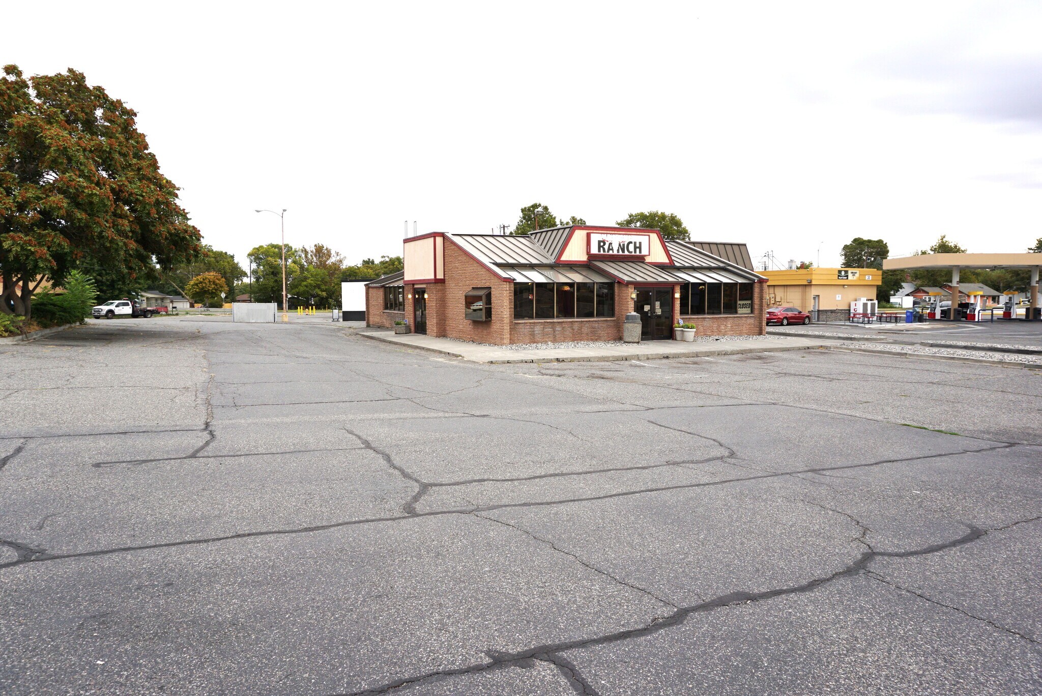 808 W Vineyard Dr, Kennewick, WA à vendre Photo principale- Image 1 de 15