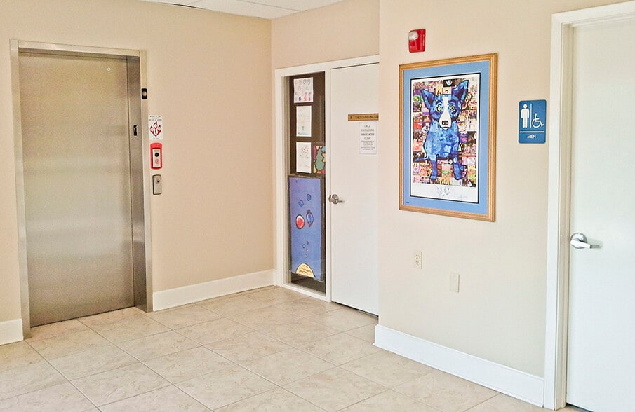 4641 Fairfield St, Metairie, LA à louer - Photo intérieure - Image 2 de 16