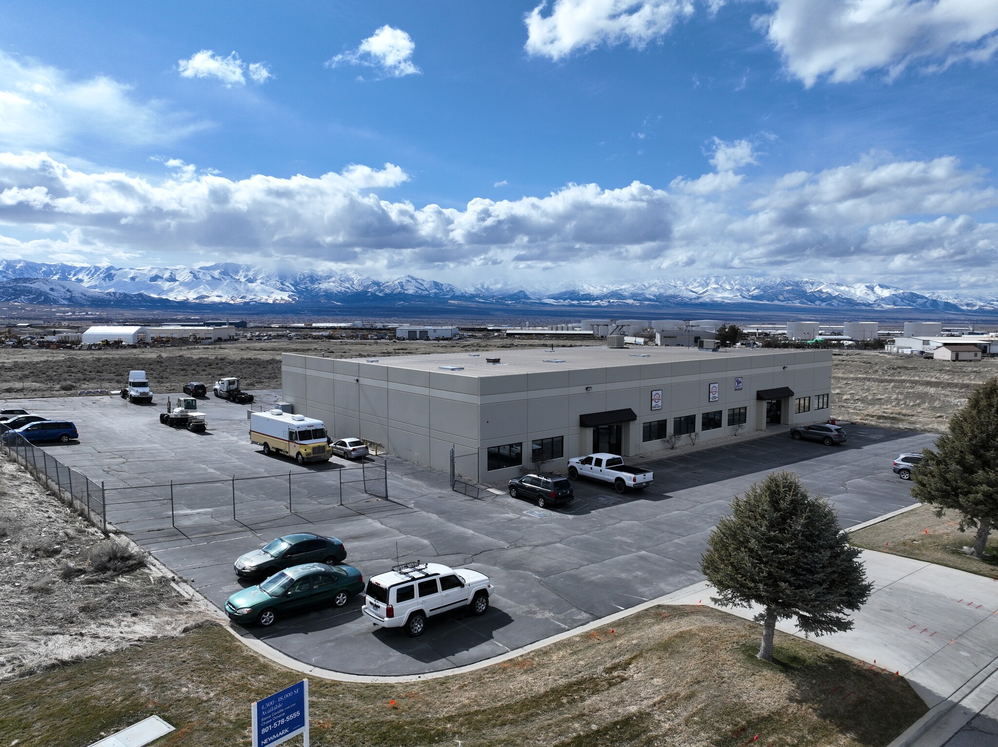 196 S Millburn Dr, Tooele, UT for lease Building Photo- Image 1 of 9