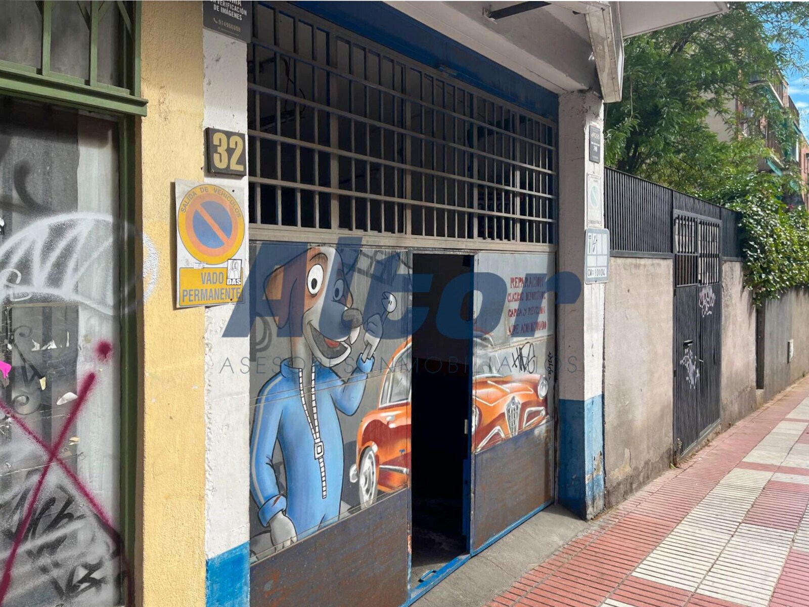 Multifamily in Madrid, Madrid for sale Primary Photo- Image 1 of 5