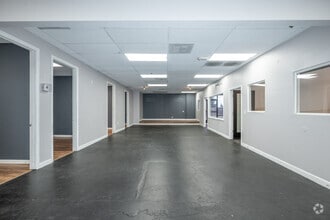 5405 Arrow Hwy, Montclair, CA à louer Photo intérieure- Image 1 de 3