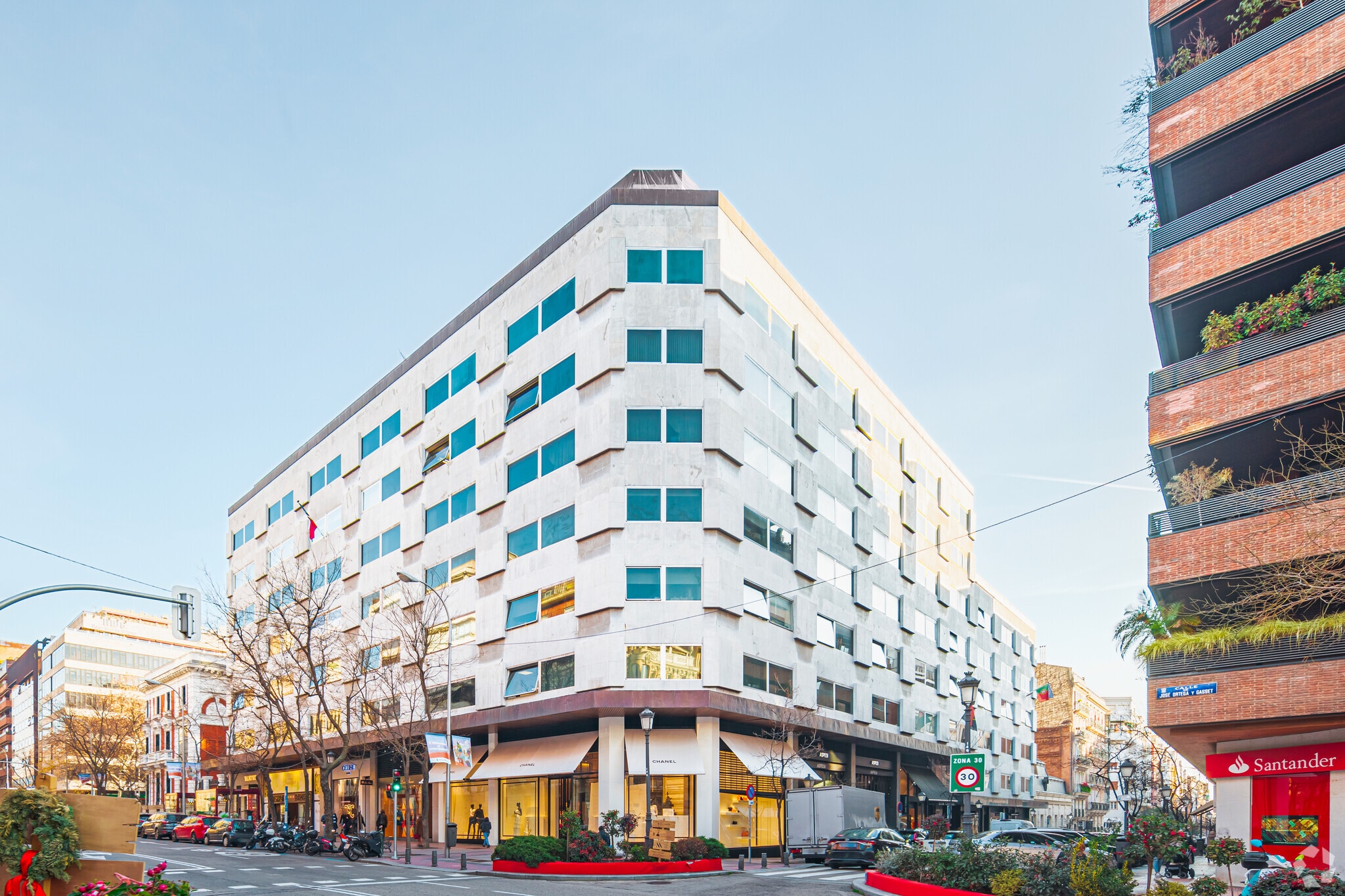 Office in Madrid, Madrid for lease Building Photo- Image 1 of 4