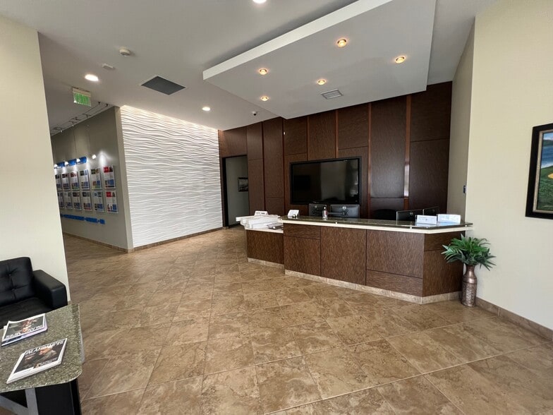 9485 Haven Ave, Rancho Cucamonga, CA for lease - Building Photo - Image 3 of 14