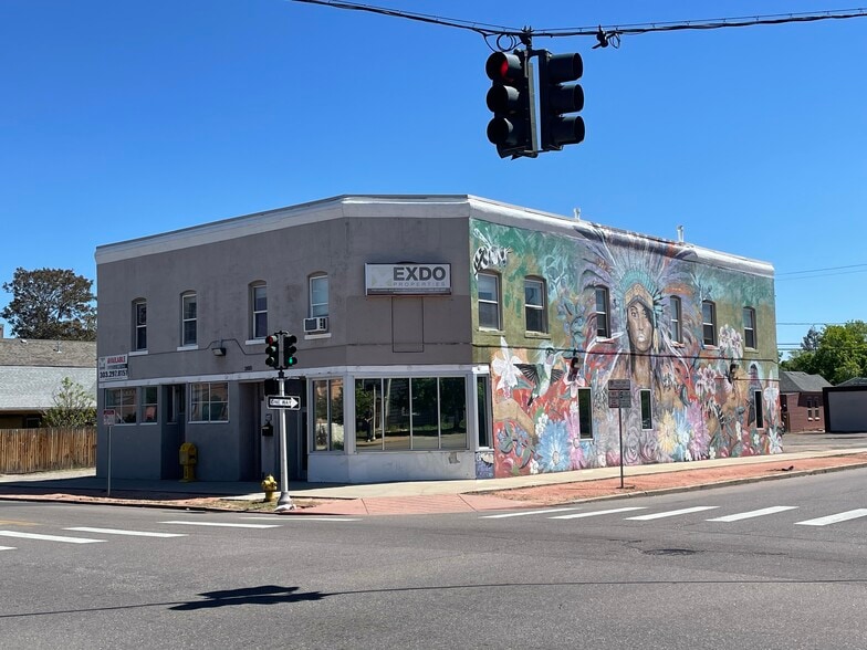 3100 Downing St, Denver, CO for lease - Building Photo - Image 2 of 3