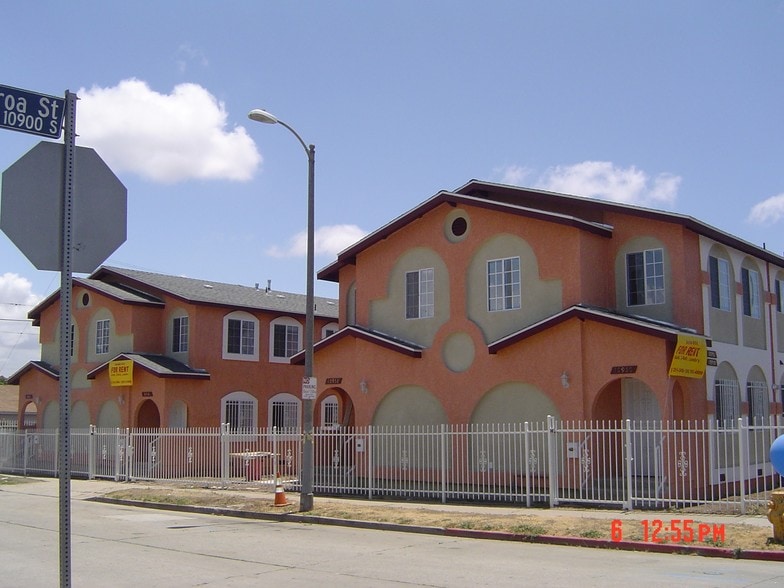 10950 S Figueroa St, Los Angeles, CA à vendre - Photo principale - Image 1 de 1