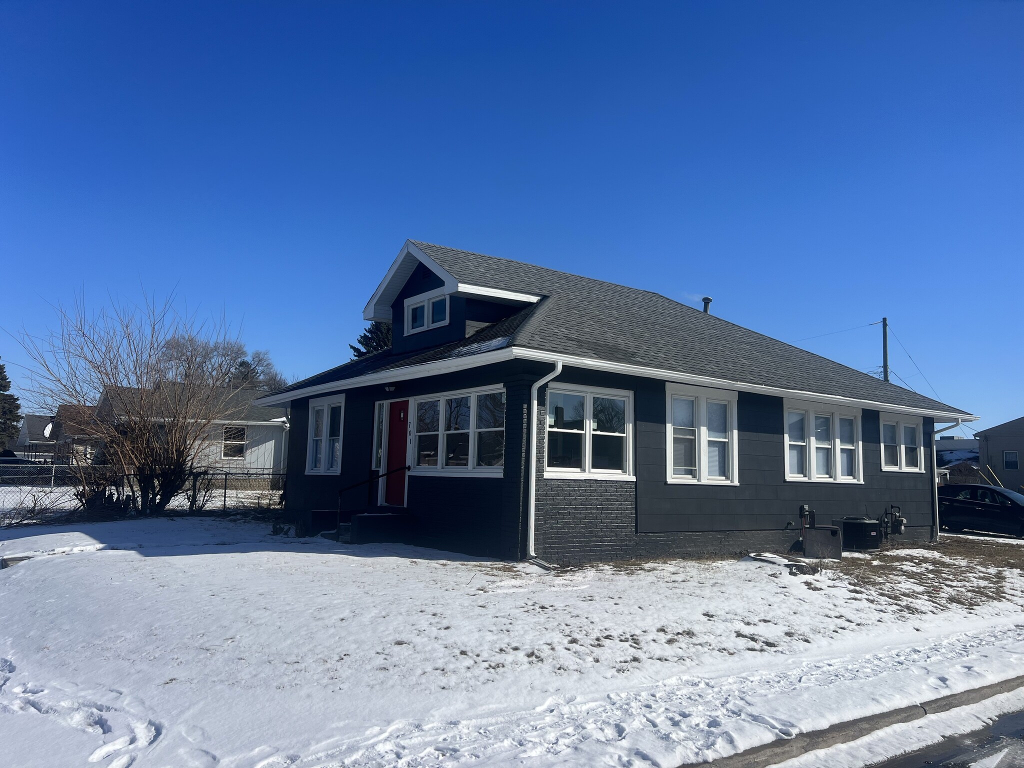 701 E Broadway St, Kokomo, IN for sale Primary Photo- Image 1 of 2