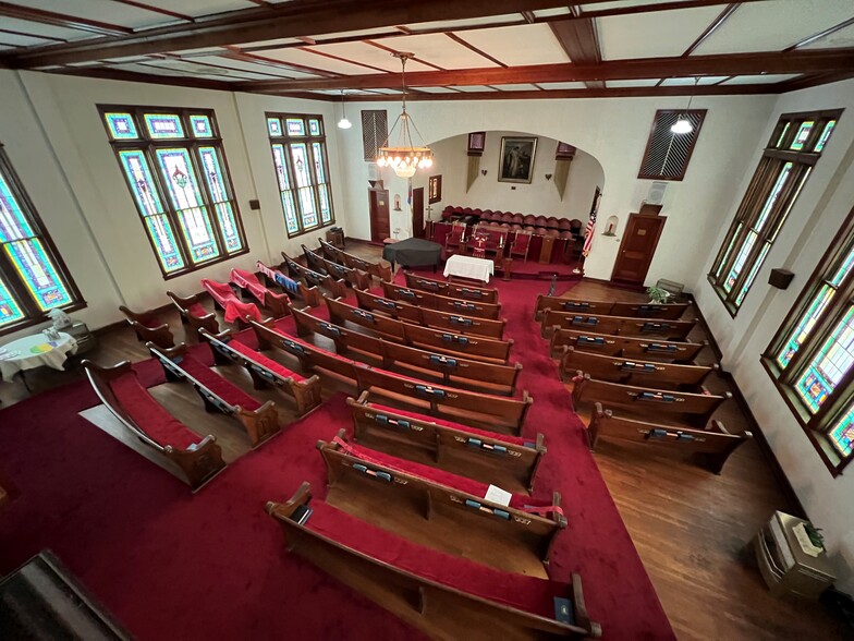 212 W Walnut St, Whitewright, TX for sale - Interior Photo - Image 3 of 13