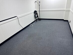 142 W Rhapsody Dr, San Antonio, TX for lease Interior Photo- Image 1 of 1