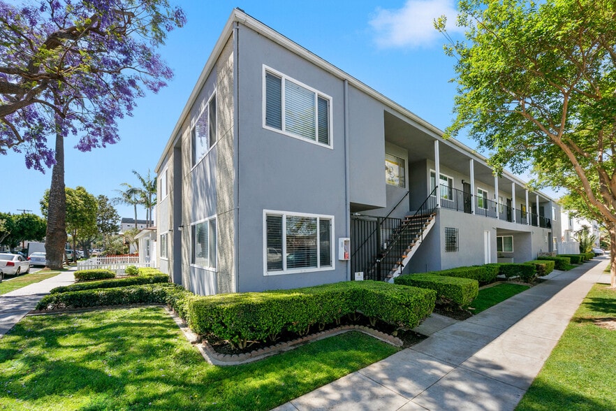 539 Coronado Ave, Long Beach, CA à vendre - Photo du bâtiment - Image 3 de 26