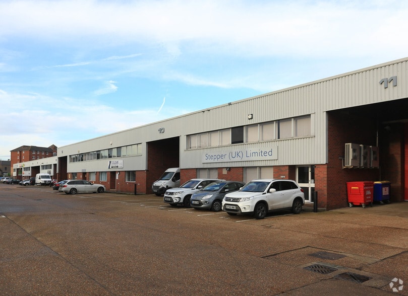 Tannery Road Industrial Estate portfolio of 4 properties for sale on LoopNet.ca - Primary Photo - Image 2 of 13