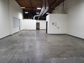 9253 Hermosa Ave, Rancho Cucamonga, CA for lease Interior Photo- Image 1 of 8