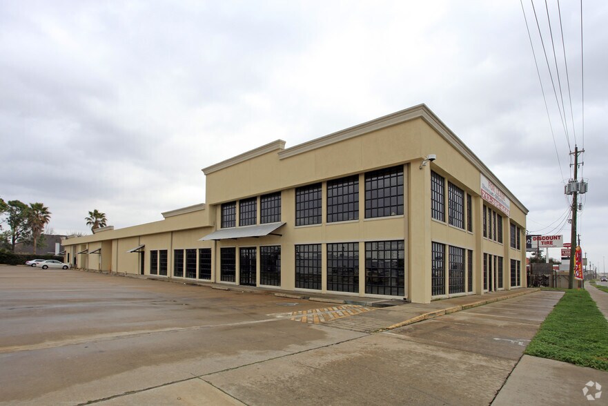 11522 Old Katy Rd, Houston, TX à louer - Photo du bâtiment - Image 1 de 6