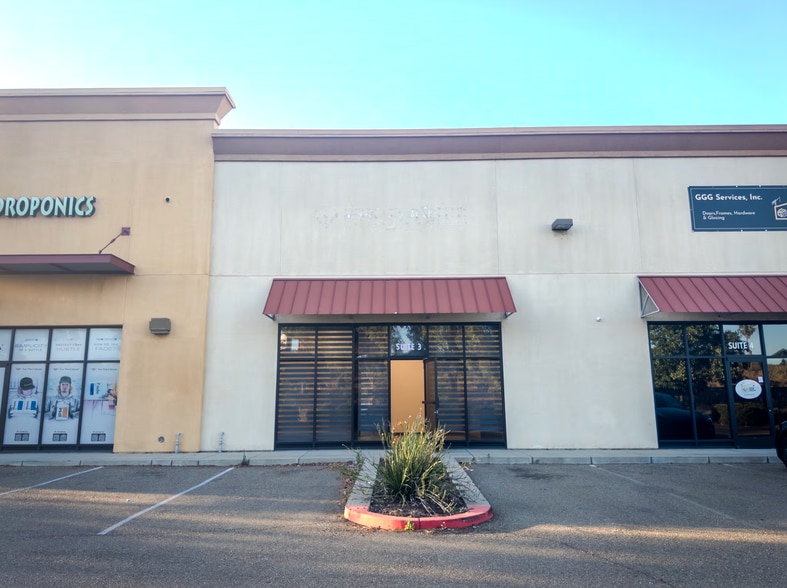 470 W Larch Rd, Tracy, CA for lease - Building Photo - Image 3 of 14