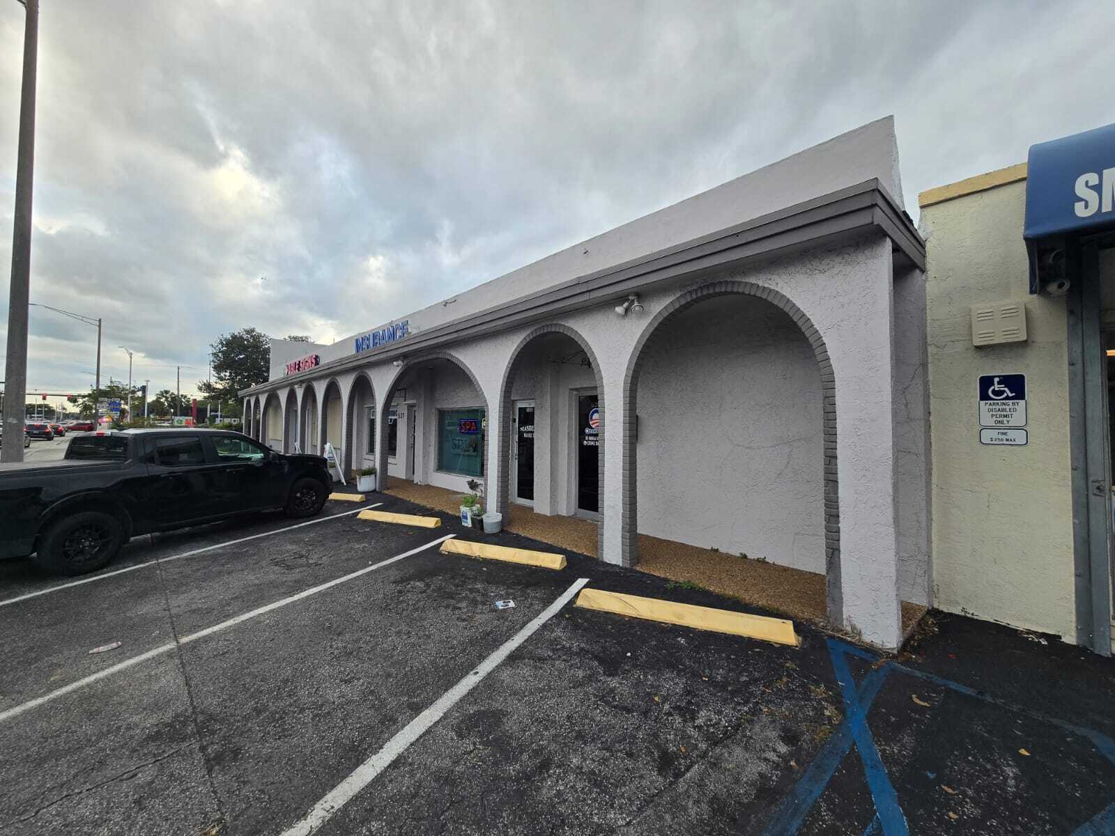 535 N State Road 7, Margate, FL à louer Photo du bâtiment- Image 1 de 10