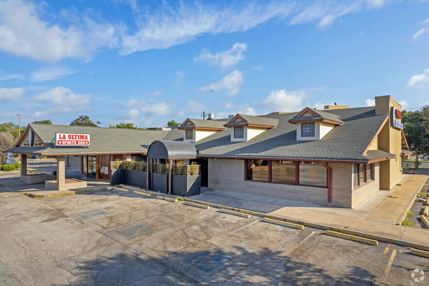9710 N Lamar Blvd, Austin, TX for sale - Building Photo - Image 1 of 22
