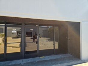 24418 S Main St, Carson, CA à louer Photo du bâtiment- Image 2 de 9