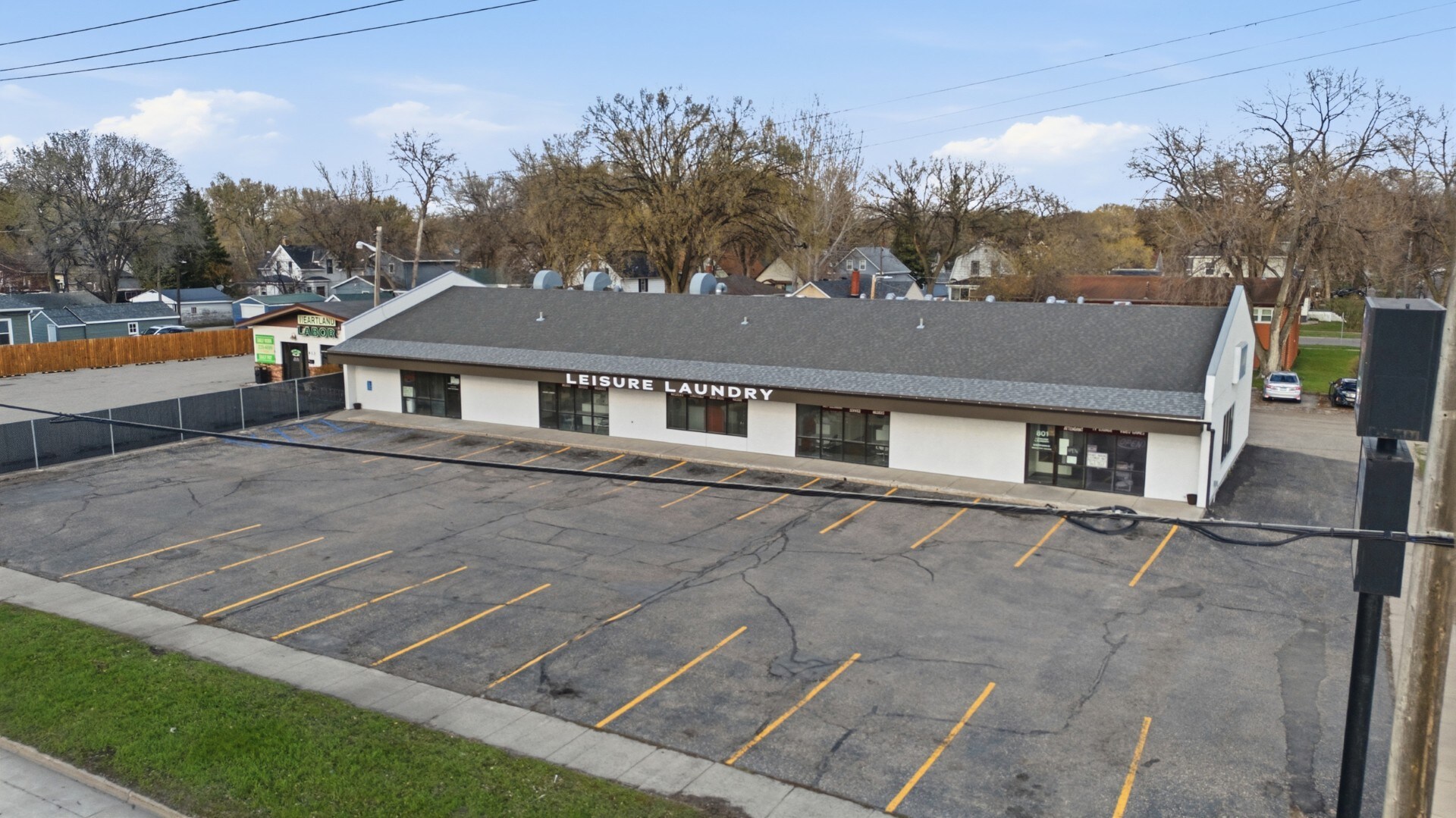 801 University Dr N, Fargo, ND for sale Primary Photo- Image 1 of 6