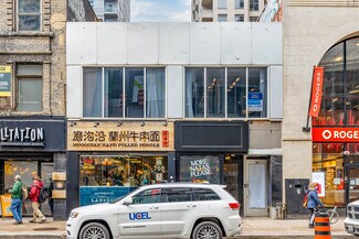 Plus de détails pour 762 Yonge St, Toronto, ON - Vente au détail à louer