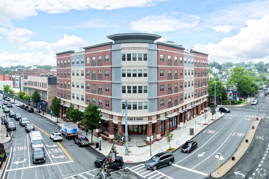 1 N Main St, Port Chester, NY à louer - Photo principale - Image 1 de 22