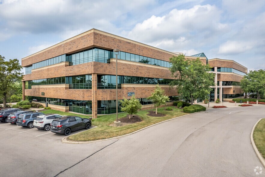 7777 Washington Village Dr, Dayton, OH à louer - Photo du bâtiment - Image 2 de 9