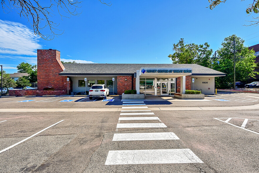 6920 W 38th Ave, Wheat Ridge, CO à vendre - Photo du bâtiment - Image 1 de 13