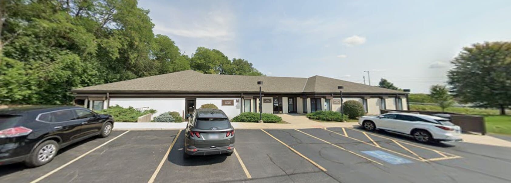 2210 Dean St, Saint Charles, IL for lease Primary Photo- Image 1 of 2