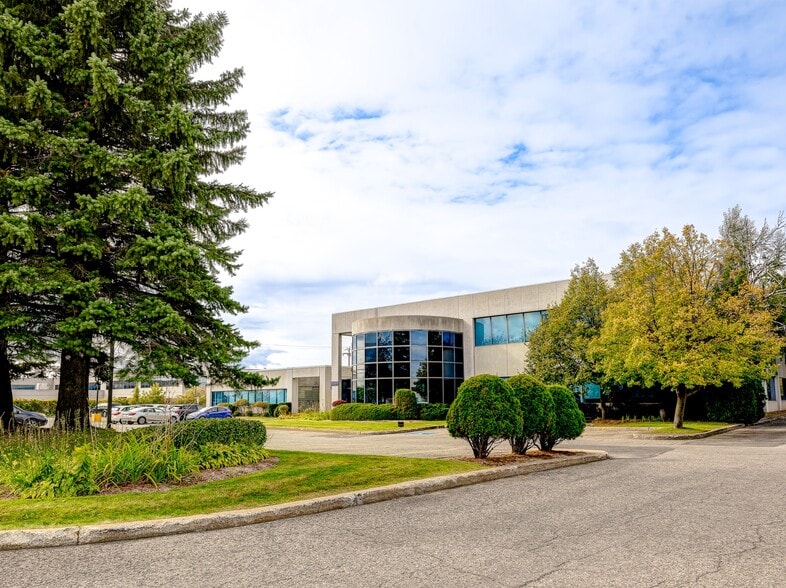 5055-5065 Rue Lévy, Montréal, QC for lease - Building Photo - Image 2 of 10