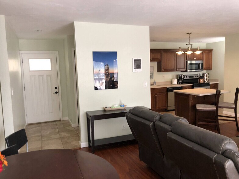 2954-2958 Mission Blvd, San Diego, CA à vendre - Photo intérieure - Image 3 de 10