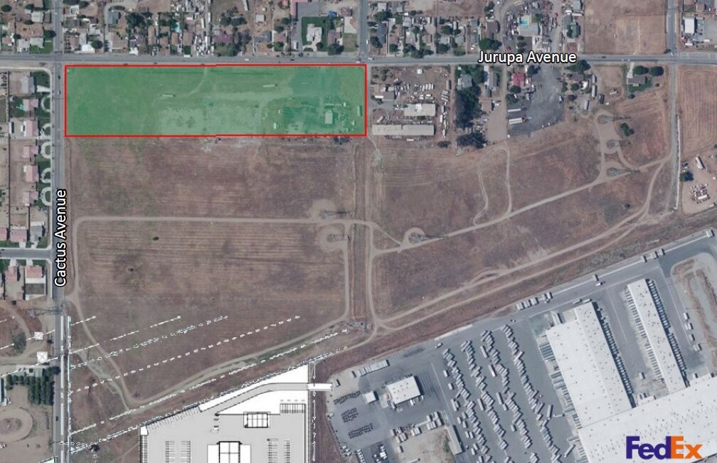 19475 Jurupa Ave, Bloomington, CA à louer Photo principale- Image 1 de 3