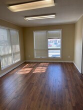 17 E Route 37, Toms River, NJ à louer Photo du bâtiment- Image 2 de 8