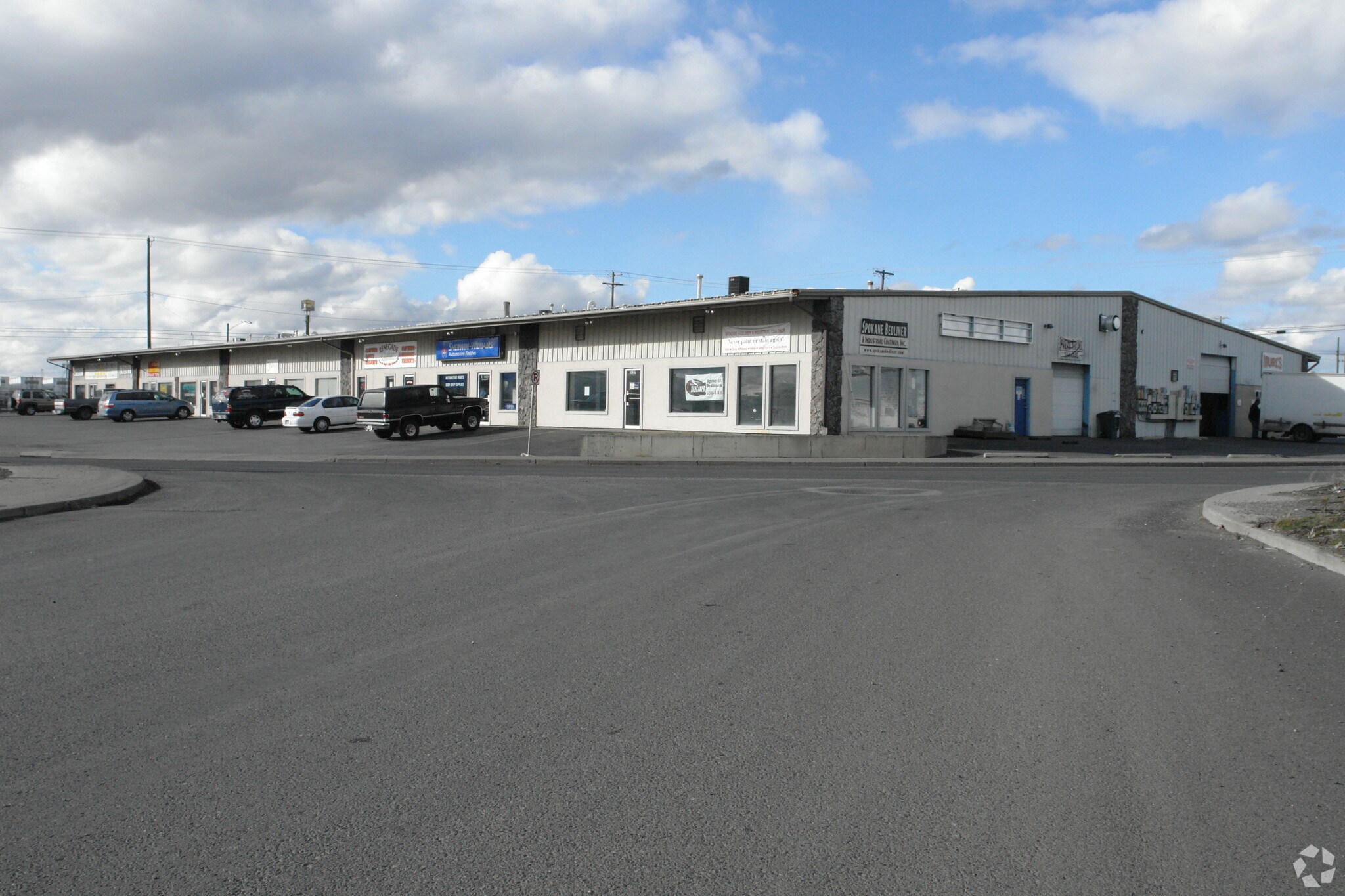 3603-3627 E Springfield Ave, Spokane, WA for lease Primary Photo- Image 1 of 4