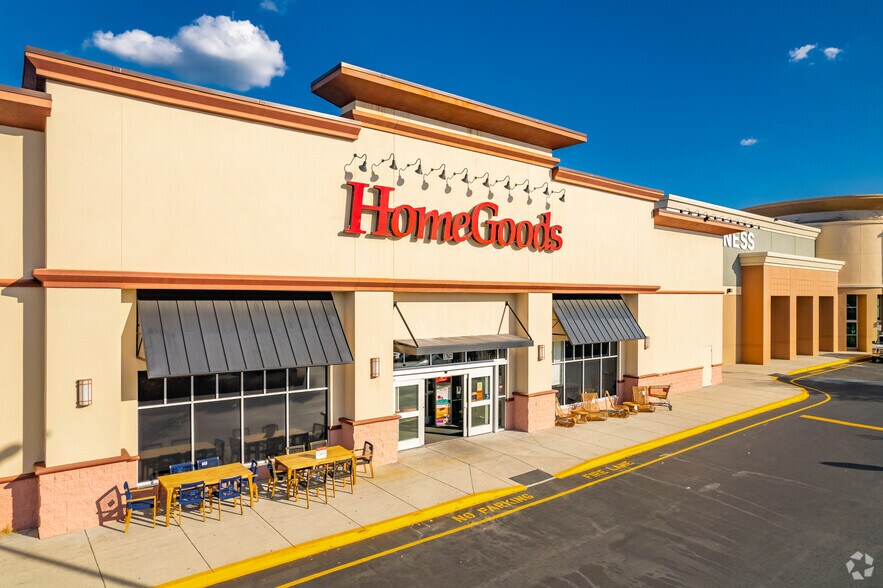 17631-17751 N Dale Mabry Hwy, Lutz, FL à louer - Photo du bâtiment - Image 3 de 16