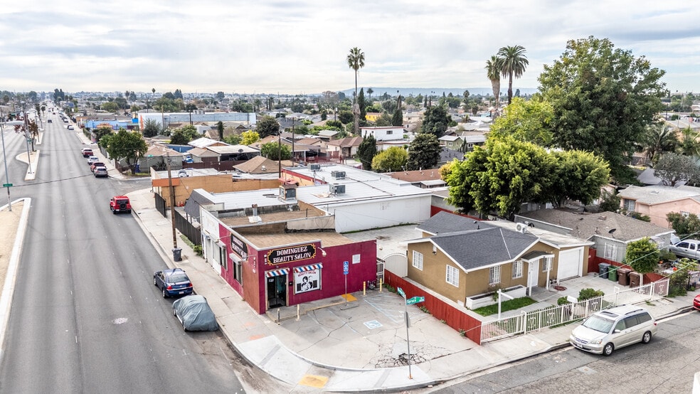 911 N Wilmington Ave, Compton, CA for sale - Aerial - Image 2 of 12
