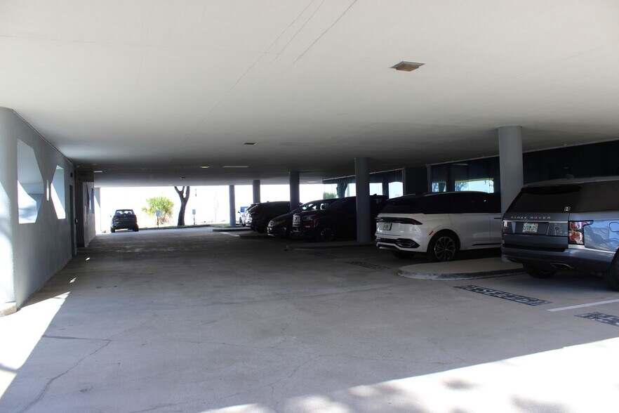 3550 University Blvd S, Jacksonville, FL à louer - Photo du bâtiment - Image 2 de 6