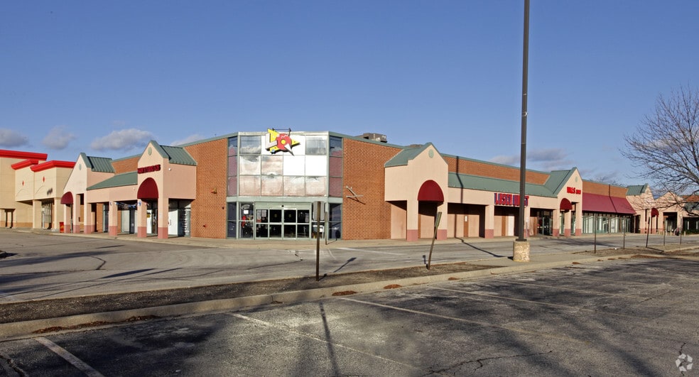 600-836 E Rand Rd, Arlington Heights, IL for lease - Primary Photo - Image 3 of 9