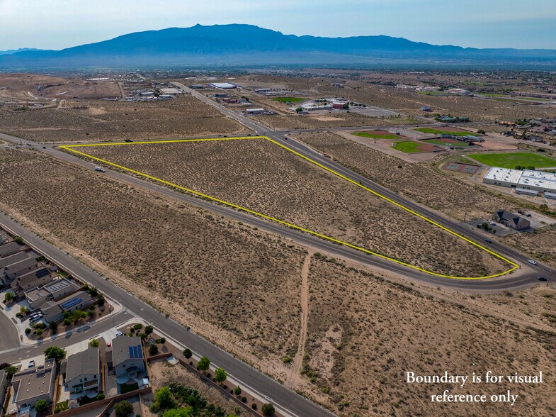 00 Idalia Road NE, Rio Rancho, NM à vendre - Photo du bâtiment - Image 2 de 22