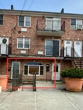 19906 47th Ave, Flushing, NY for lease Building Photo- Image 1 of 7