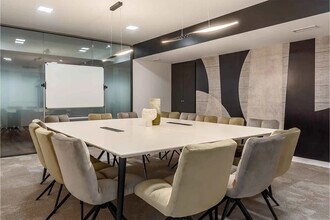 35 Rue De Monceau, Paris for lease Interior Photo- Image 2 of 3