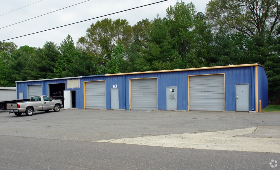 110A-110E Griffith Plaza Dr, Winston-Salem, NC for lease - Building Photo - Image 3 of 5