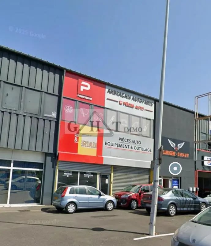 Retail in Morsang-sur-Orge for lease Building Photo- Image 1 of 7