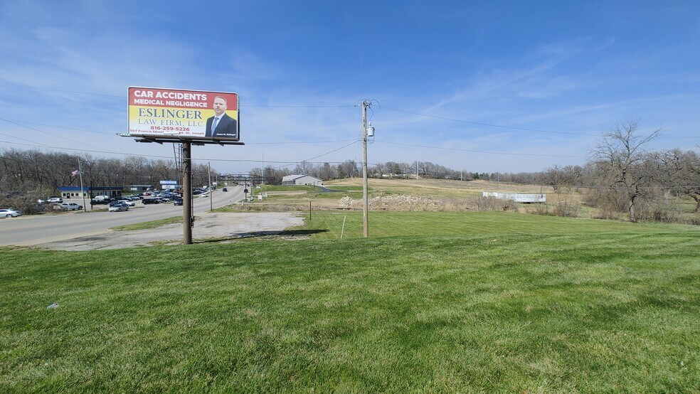 2509 Belt Highway, Saint Joseph, MO à vendre - Photo du bâtiment - Image 2 de 3