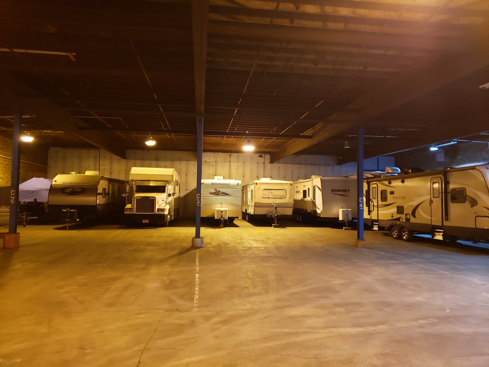 100 Washington St, Fox Lake, WI for sale Interior Photo- Image 1 of 4