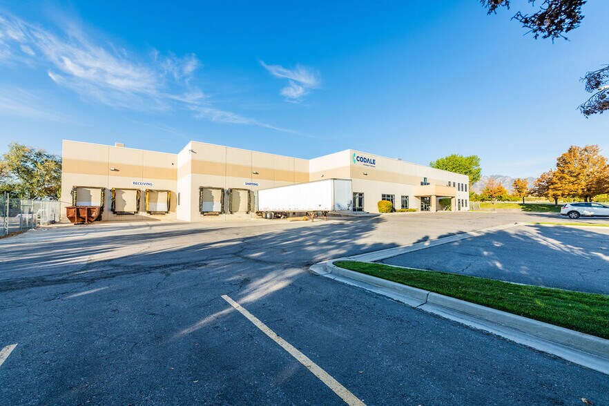 662 W Commerce Park Dr, Midvale, UT à vendre - Photo du bâtiment - Image 3 de 28