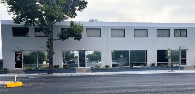 More details for 15144-15204 Downey Ave, Paramount, CA - Office for Lease